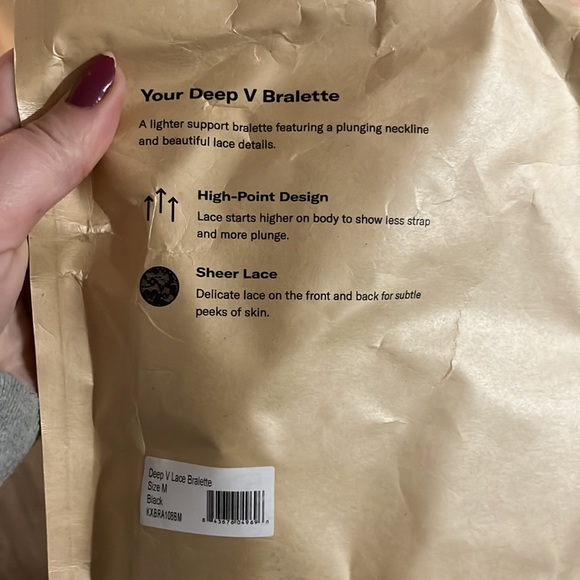 Knix Deep V Bralette - Picture 2 of 5